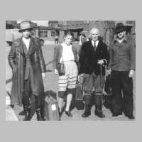 082-1001 Gerhard, Herbert, Horst und Renate von Hasselbach im Jahre 1952 in Oldenburg i.O..jpg